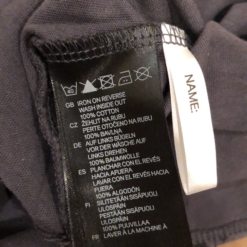 H&M ๐๐short sleeve tee - Picture 7 of 10